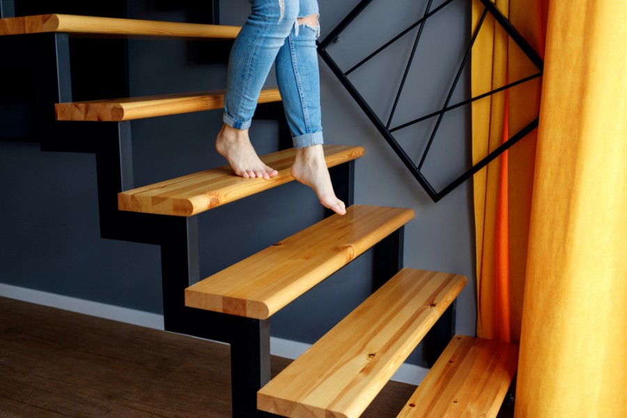 Escalier qui grince : problèmes et solutions !